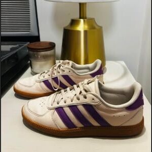 COPY - Adidas cream/purple 6.5
